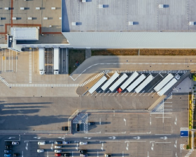 Providing comprehensive goods warehousing and cargo pickup services.